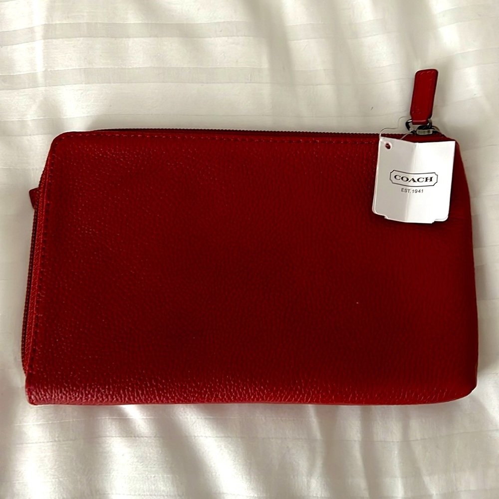 Brand New Coach Pouch - Picture 2 of 2